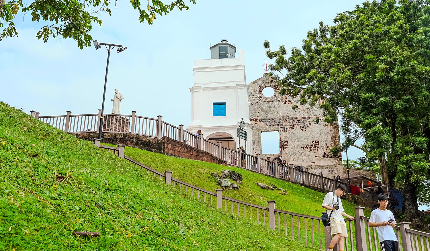 세인트 폴 언덕 정상에서의 파노라마 조망